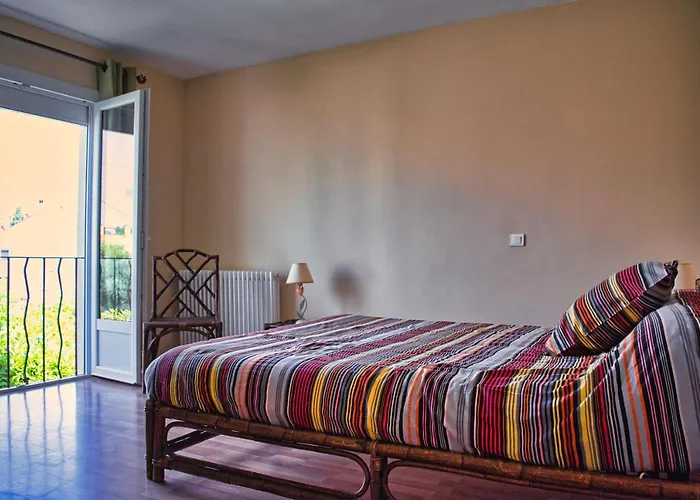 Agreable Maison 3 Avec Piscine Σπίτι διακοπών